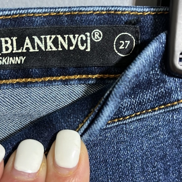 BLANKNYC Floral Embroidered Skinny Jeans size 27 - Picture 5 of 11